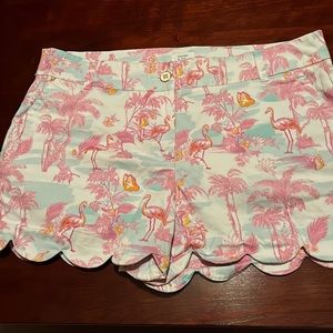 Ladies scalloped shorts by Crown & Ivy Sz 14 with pink flamingos